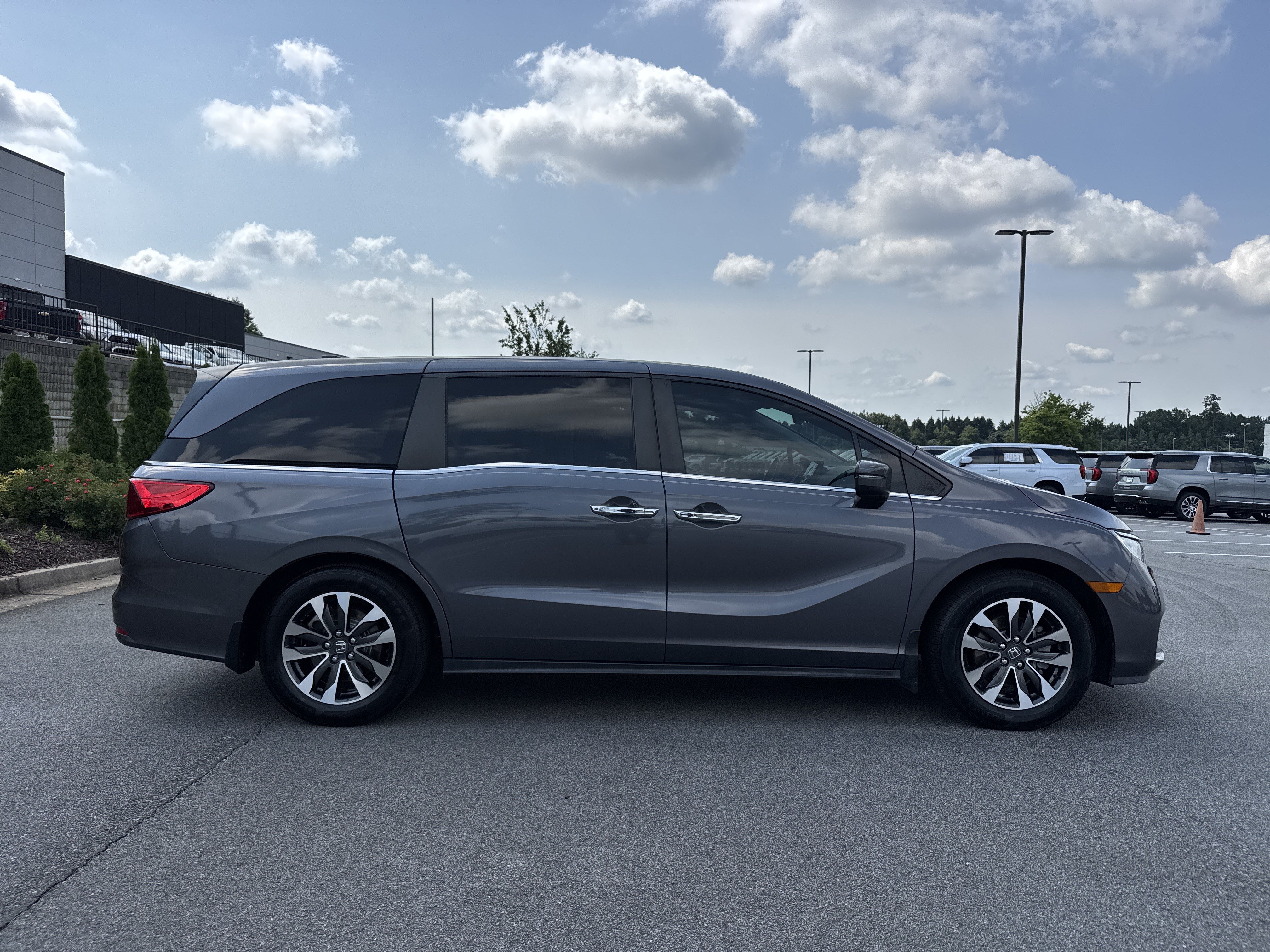 Used 2022 Honda Odyssey EX-L image 11