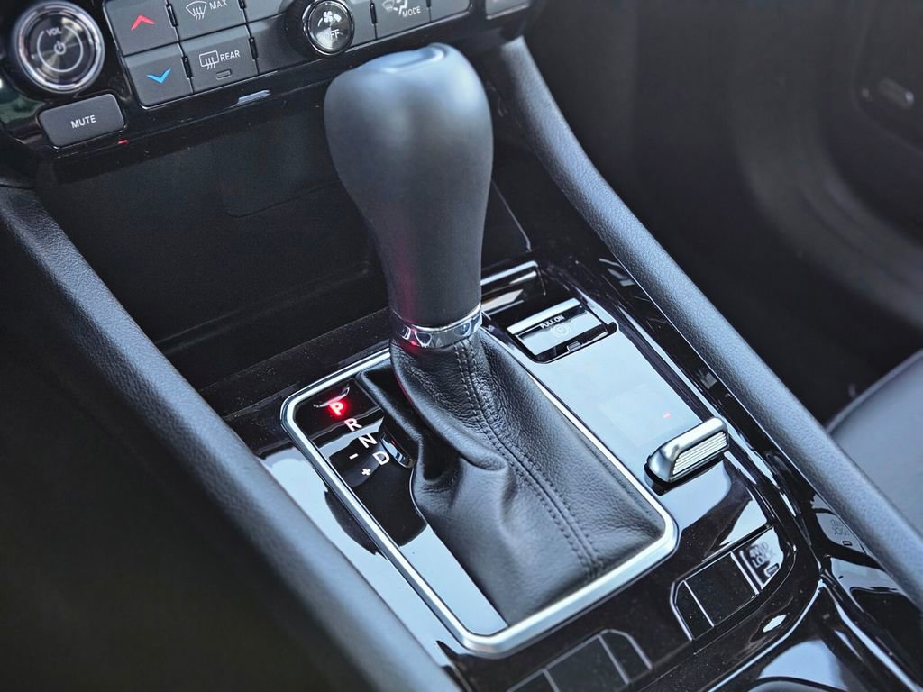 New 2026 Jeep Compass Limited w/ Sun, Sound & Navigation Group AWD/4WD image 20