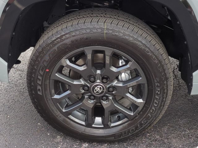 New 2026 Toyota Tundra Platinum AWD/4WD image 9