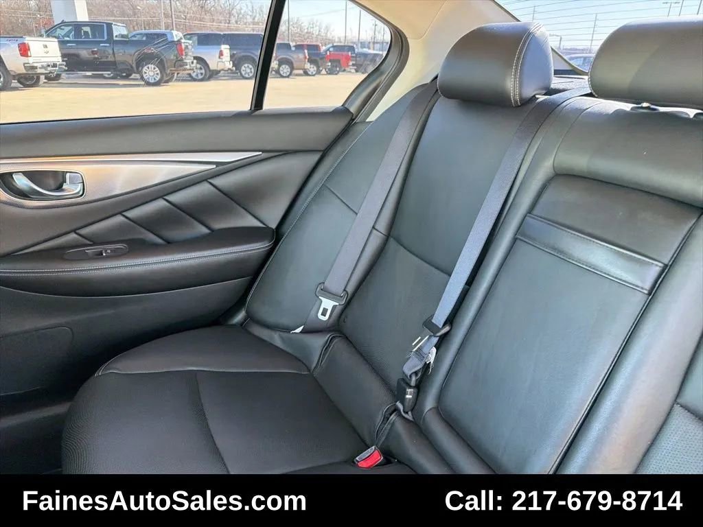 Used 2016 INFINITI Q50 Premium w/ Driver Assistance Package image 40