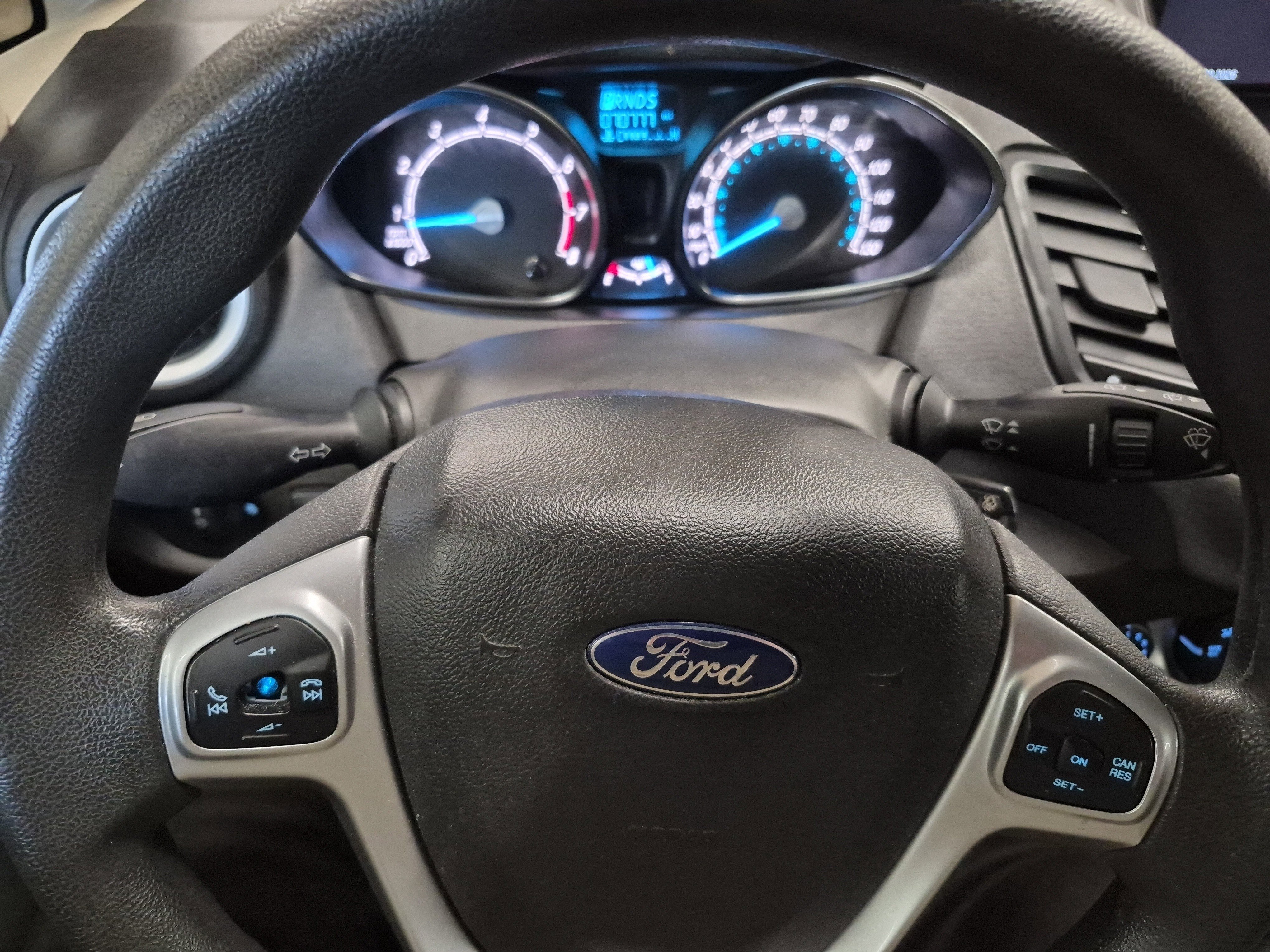 Used 2018 Ford Fiesta SE FWD image 23