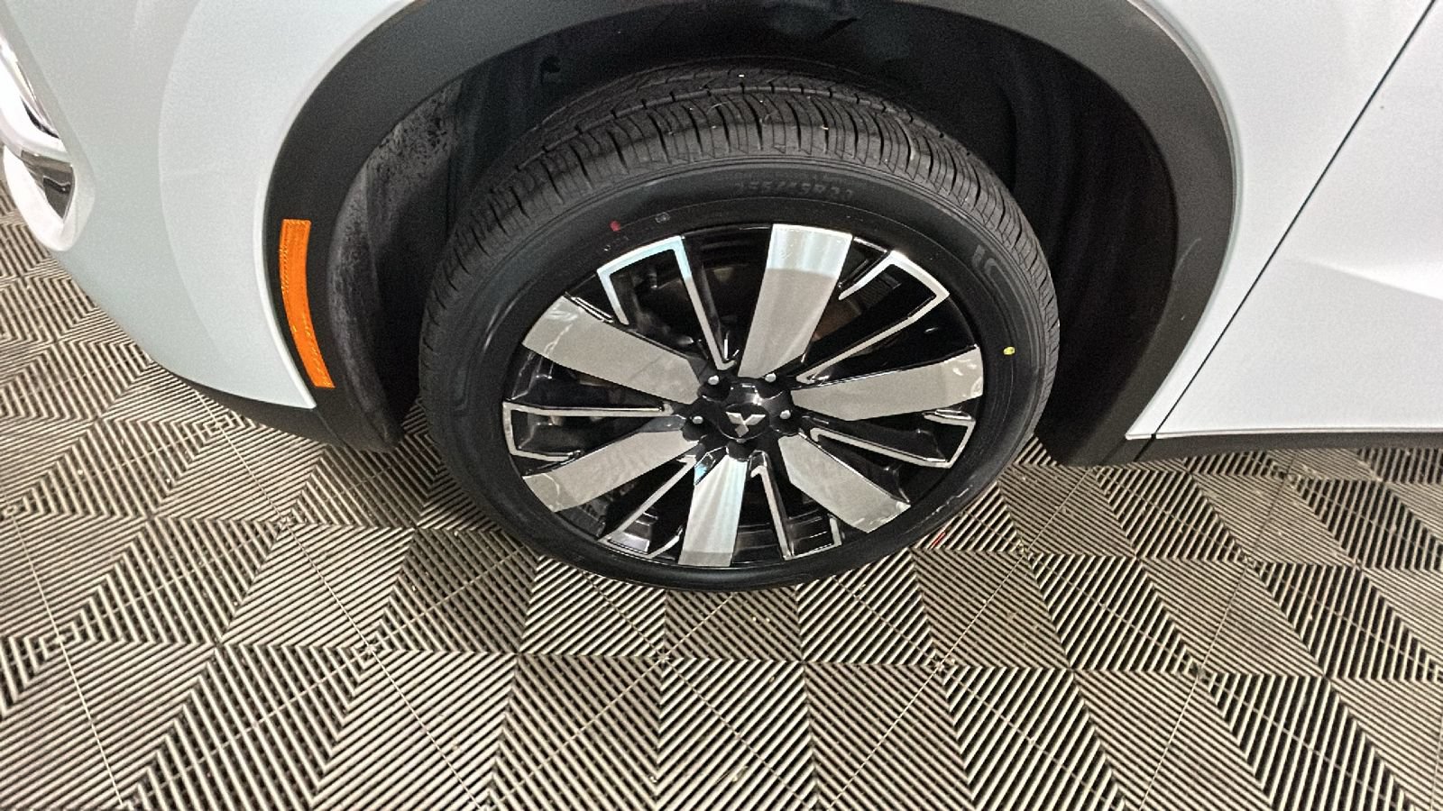 Used 2025 Mitsubishi Outlander SE AWD/4WD image 9