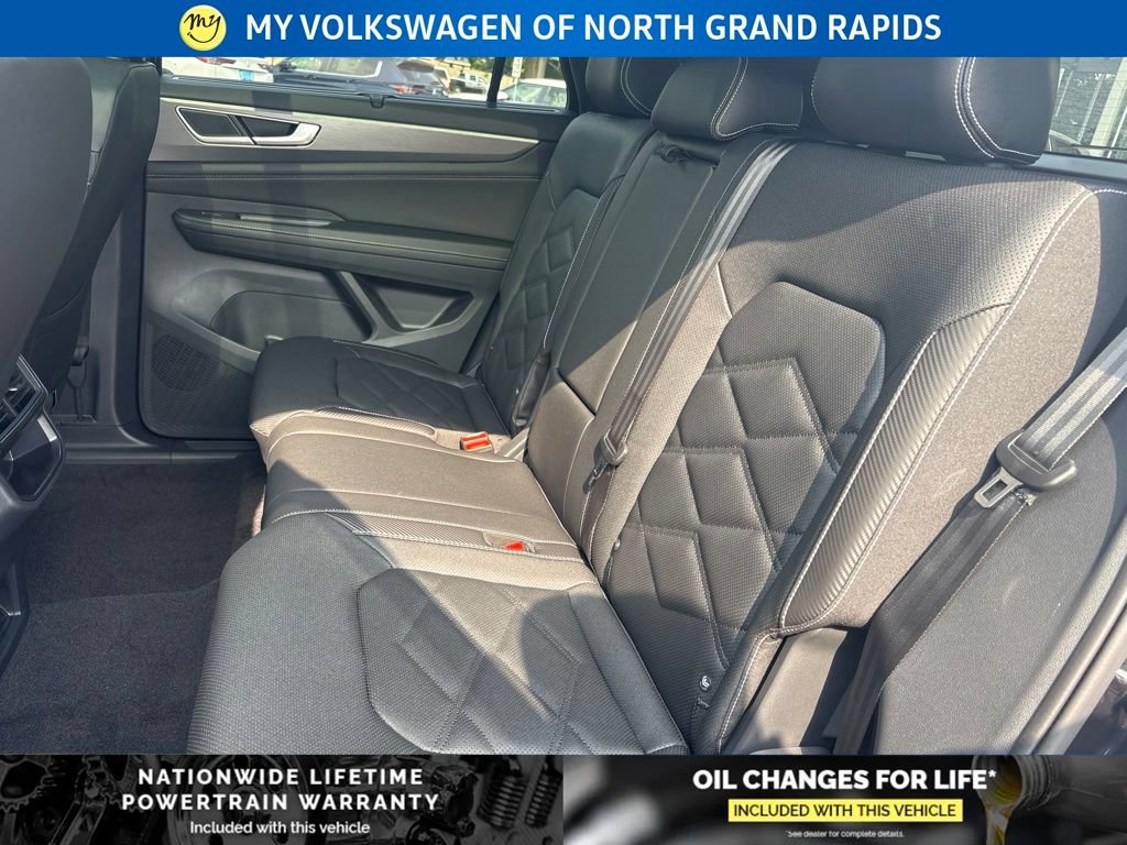 New 2026 Volkswagen Atlas Cross Sport SE AWD/4WD image 25