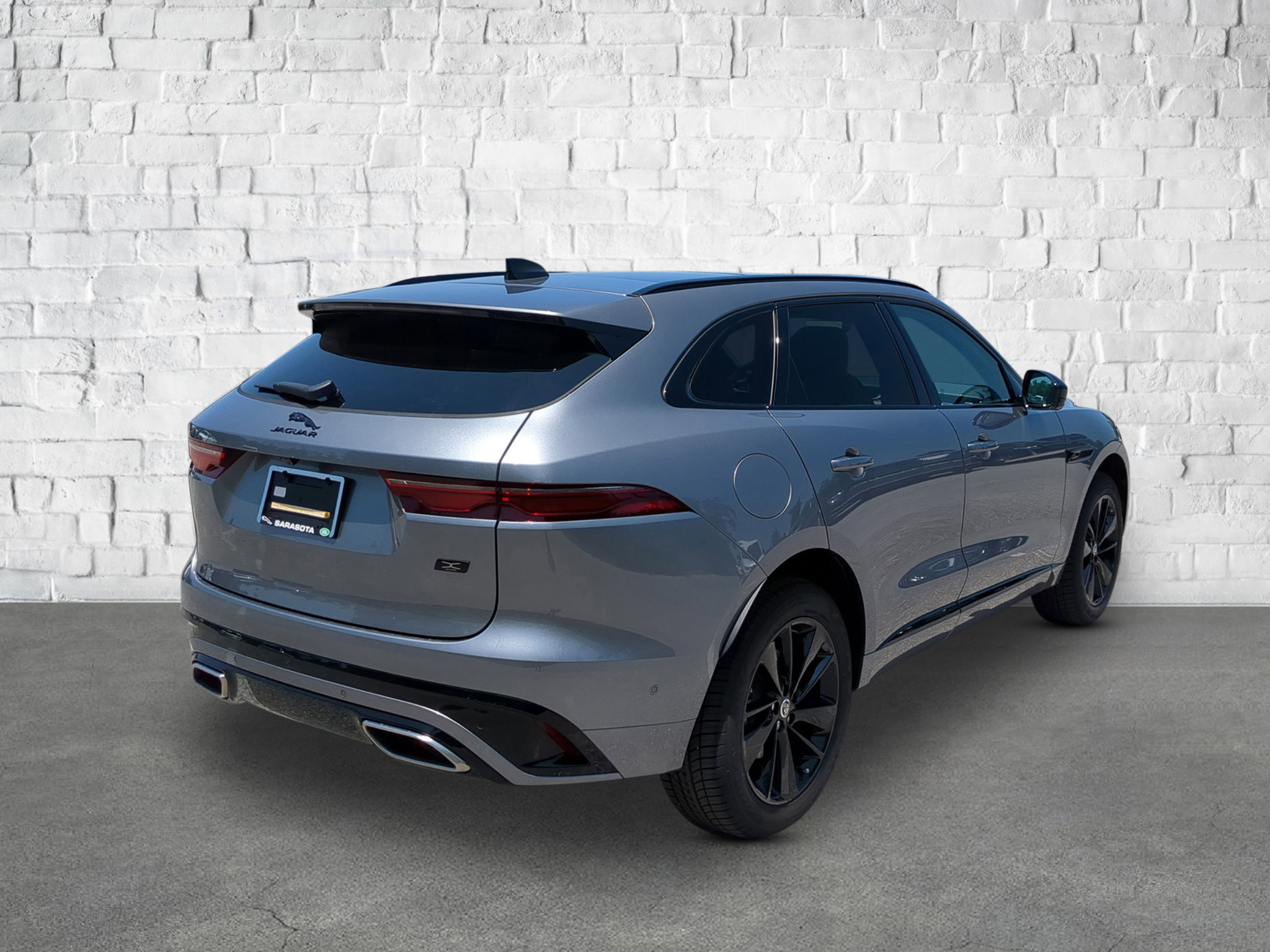 New 2026 Jaguar F-PACE R-Dynamic S image 6