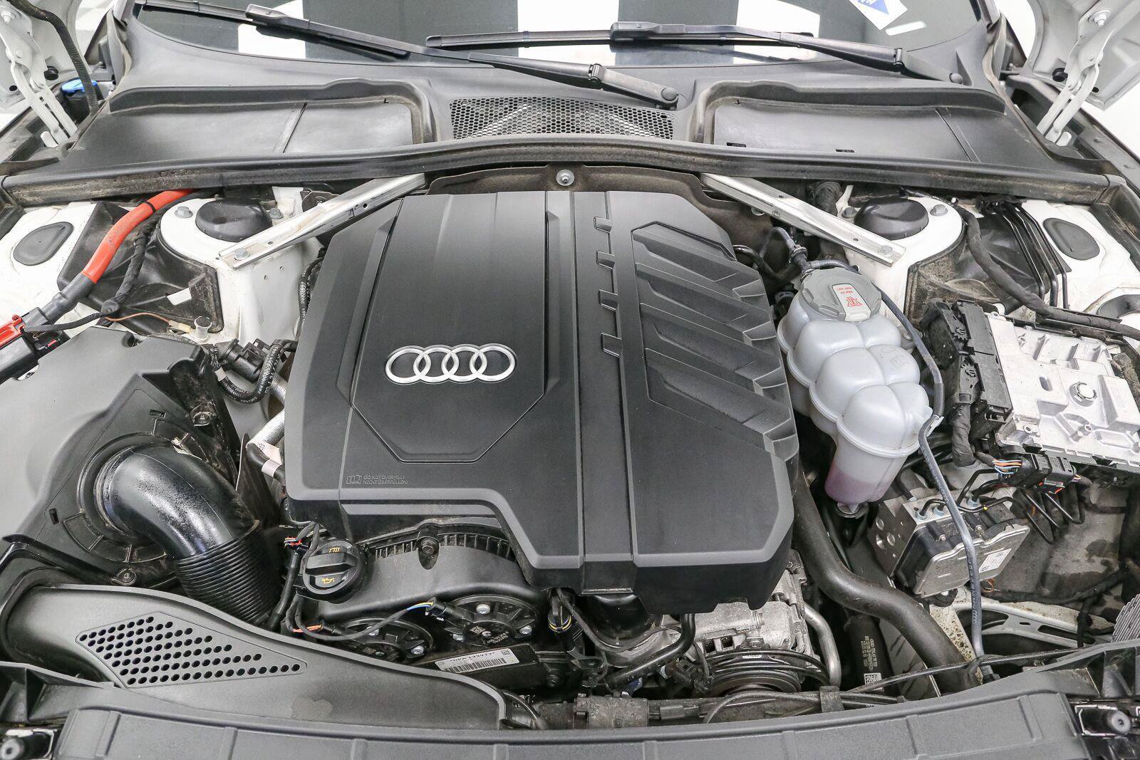 Used 2025 Audi A5 2.0T Premium Plus AWD/4WD image 17