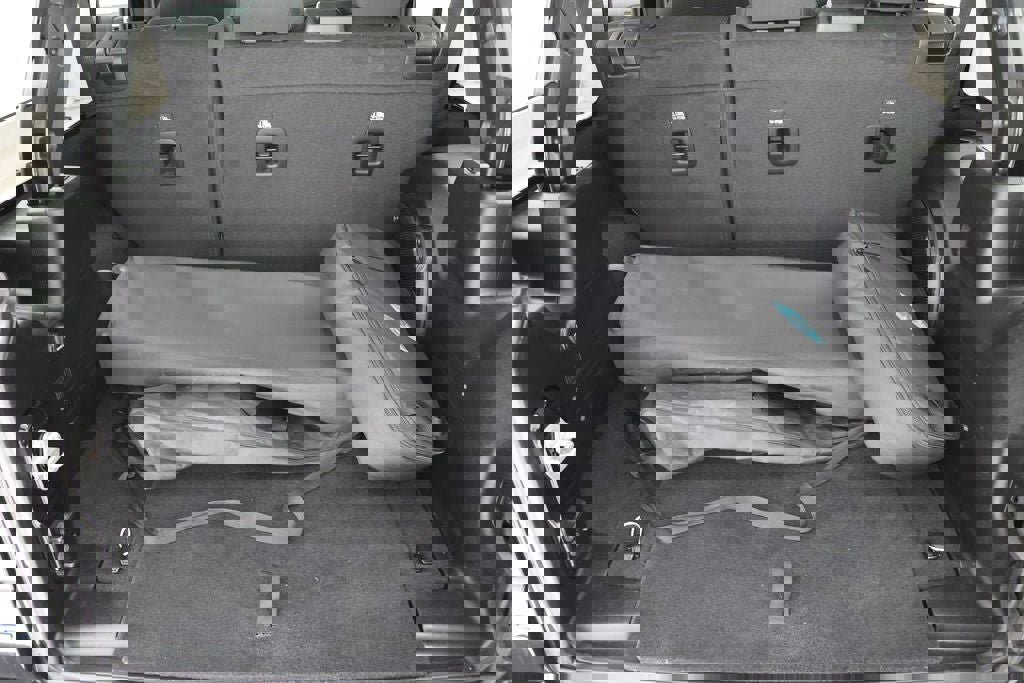 Used 2023 Jeep Wrangler Unlimited w/ Cold Weather Group image 28