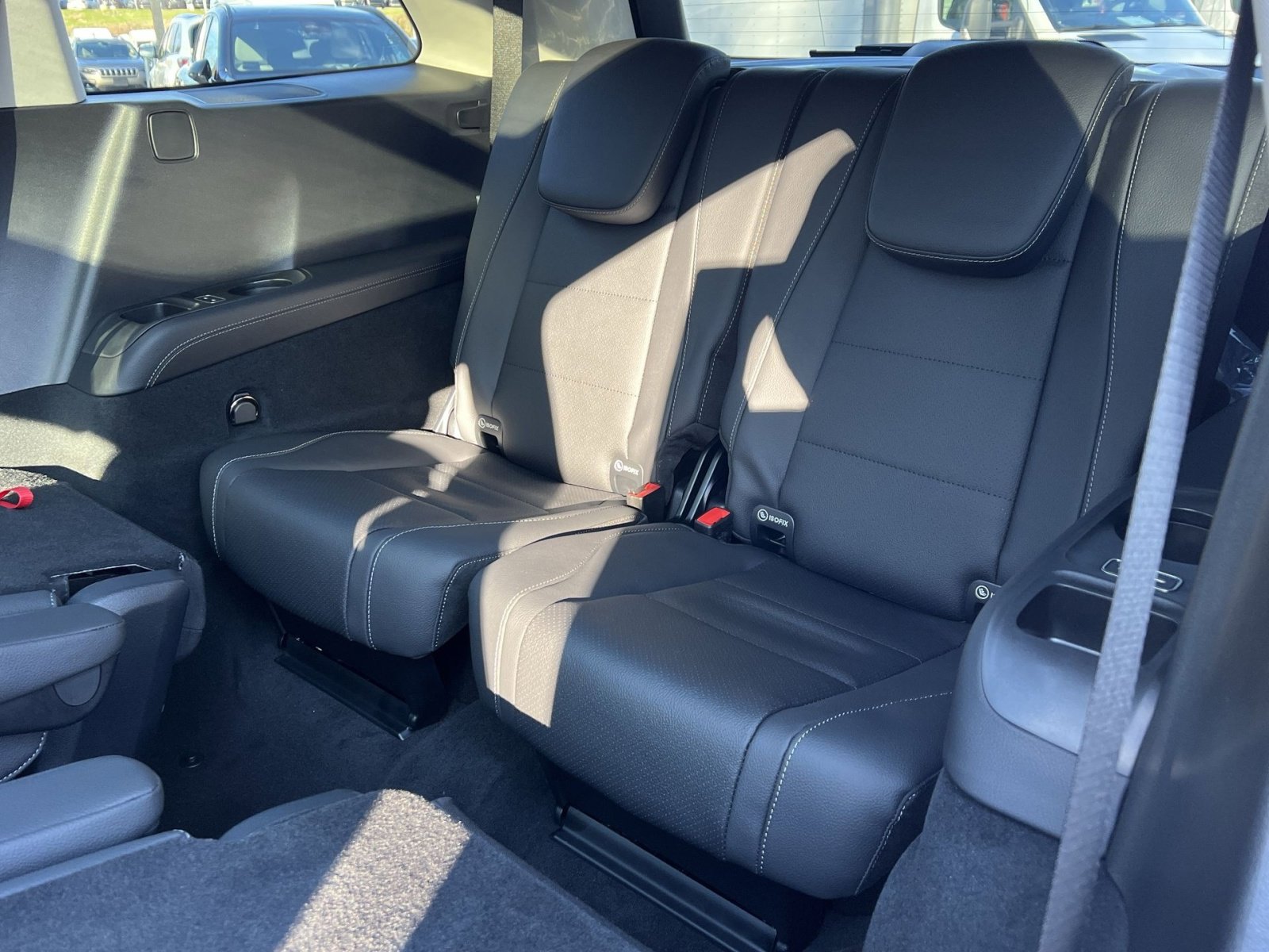 New 2026 Mercedes-Benz GLS 450 4MATIC image 24