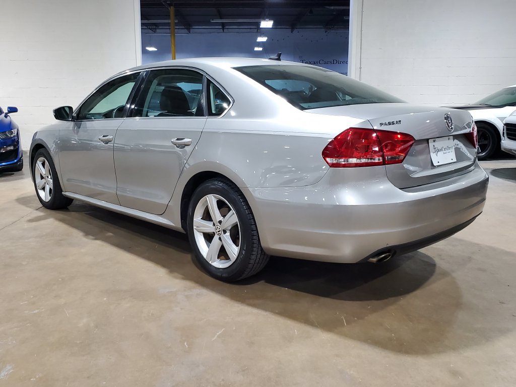 Used 2012 Volkswagen Passat 2.5 SE FWD image 11