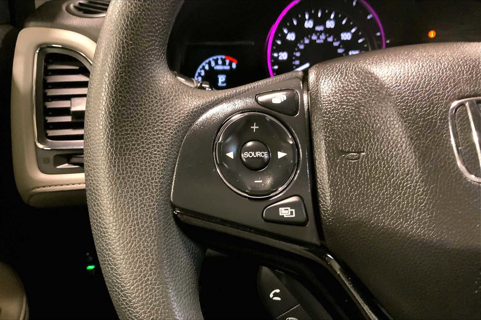 Used 2019 Honda HR-V EX image 24