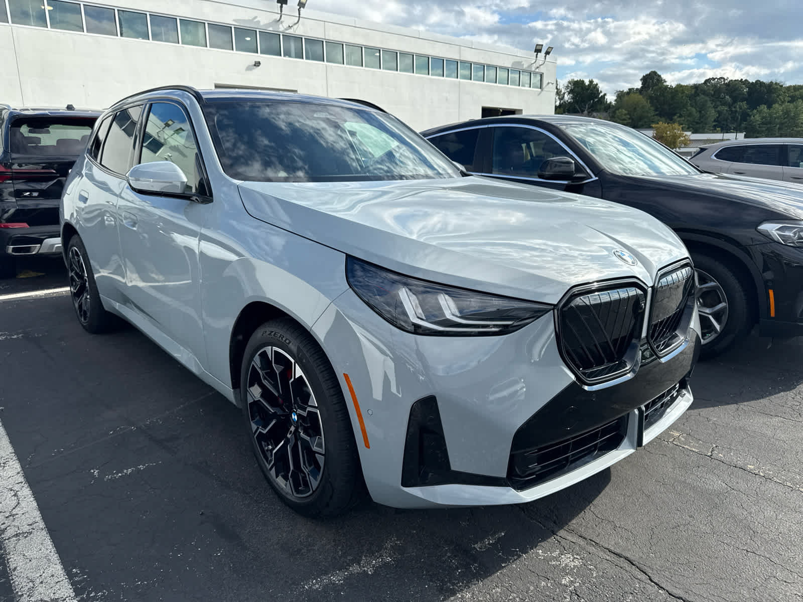Used 2026 BMW X3 xDrive30i w/ Premium Package AWD/4WD image 1