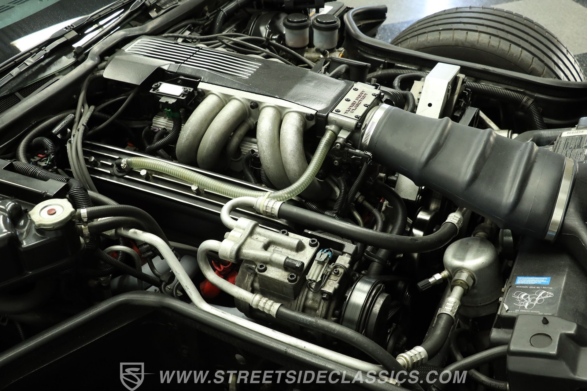 Used 1990 Chevrolet Corvette Coupe RWD image 32