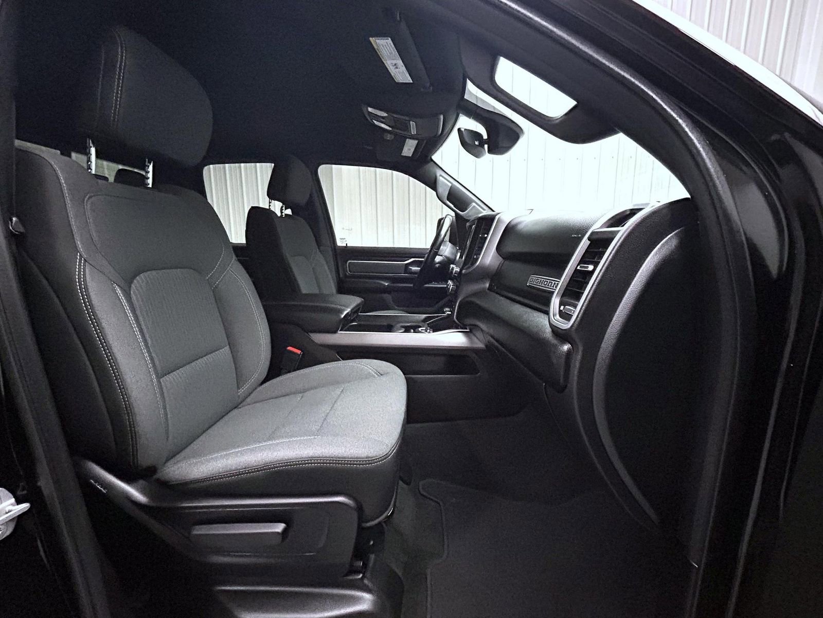 Used 2021 RAM 1500 Big Horn image 15