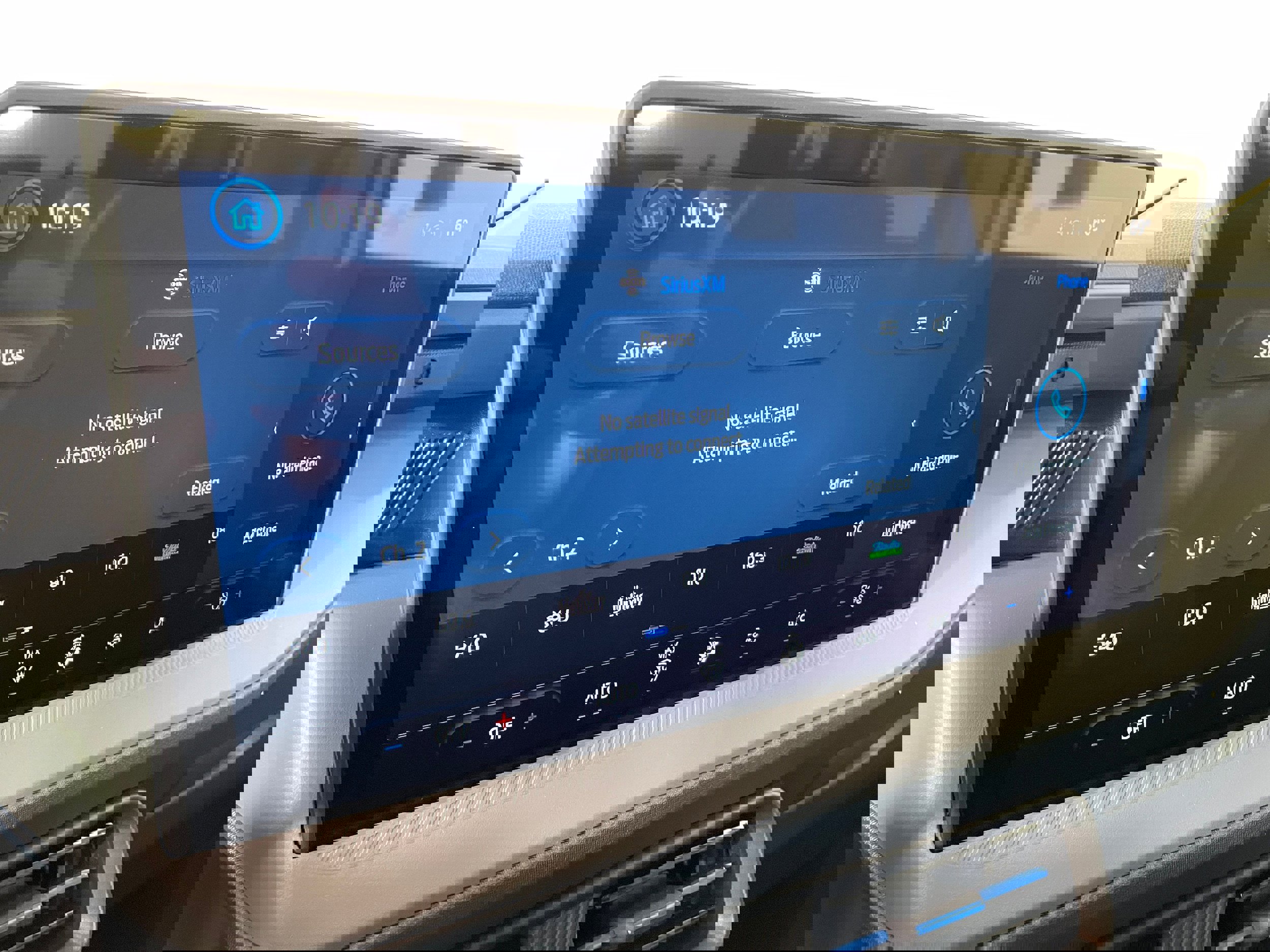 New 2025 Ford Maverick Lobo image 5