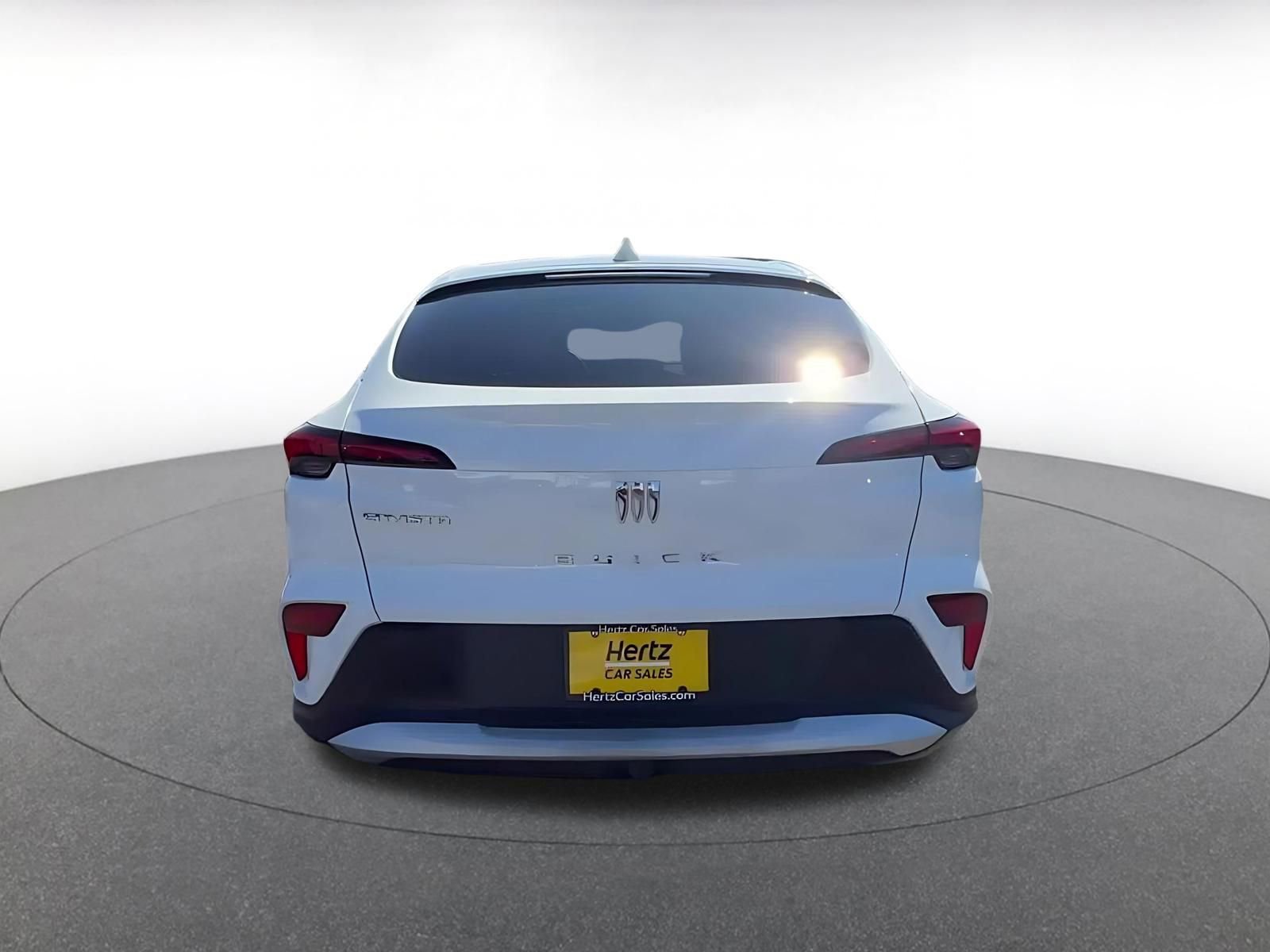 Used 2025 Buick Envista Preferred image 12