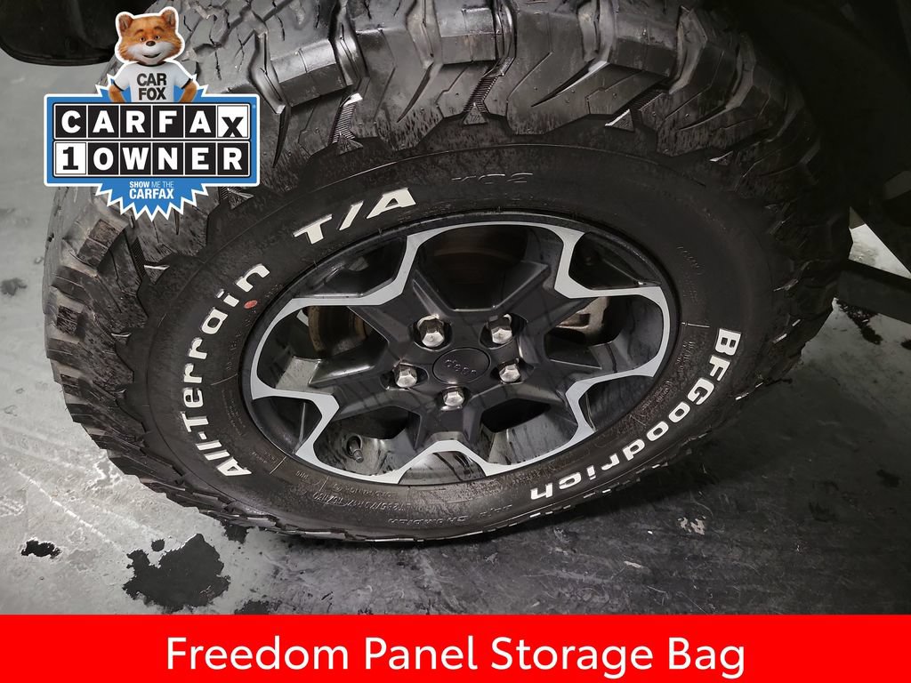 Used 2023 Jeep Wrangler Unlimited Rubicon 4xe w/ Cold Weather Group AWD/4WD image 13