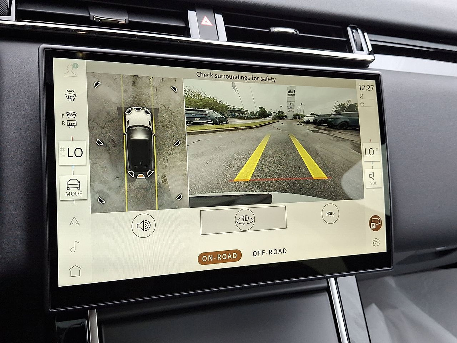 New 2026 Land Rover Range Rover Velar S image 24