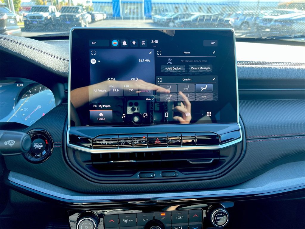 Used 2024 Jeep Compass Trailhawk image 13