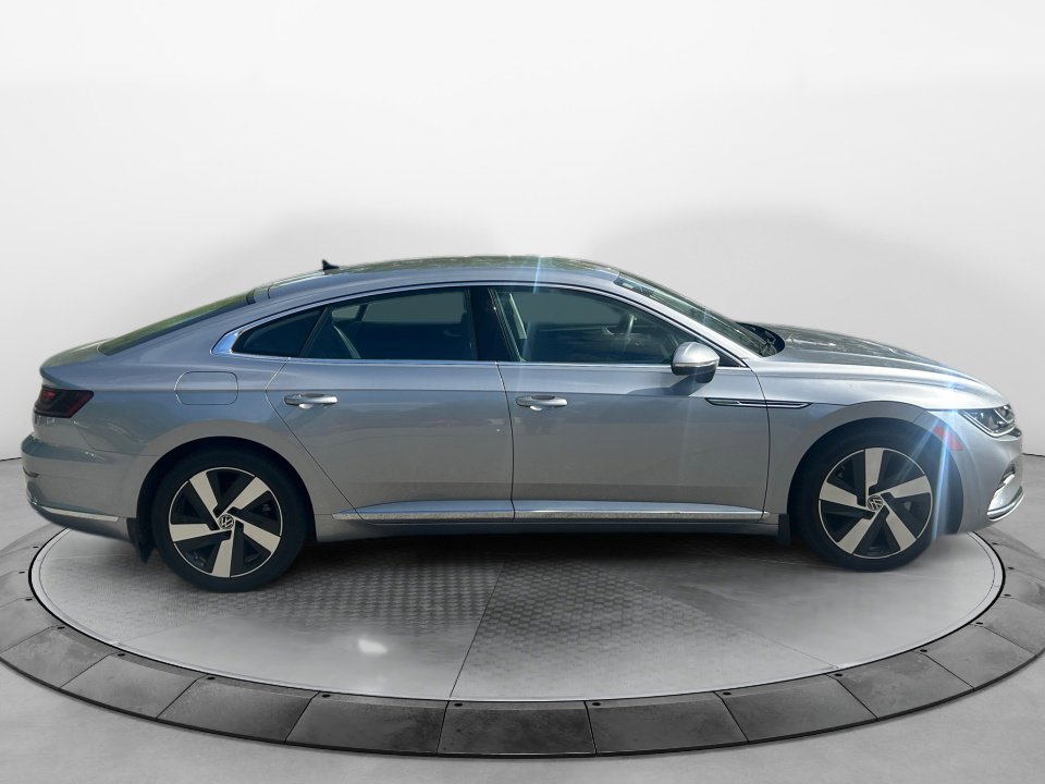 Used 2021 Volkswagen Arteon SE FWD image 8