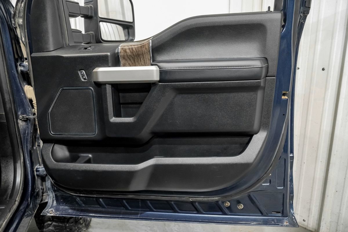 Used 2019 Ford F250 Lariat w/ Lariat Value Package image 44