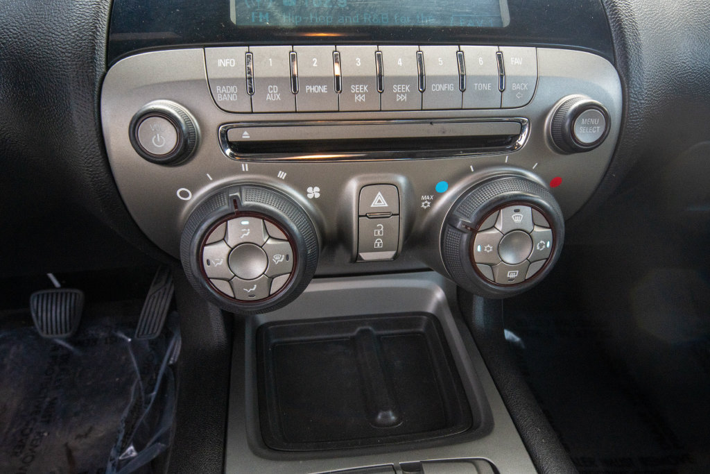 Used 2011 Chevrolet Camaro SS RWD image 16