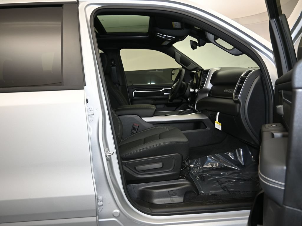 New 2026 RAM 1500 Big Horn AWD/4WD image 27