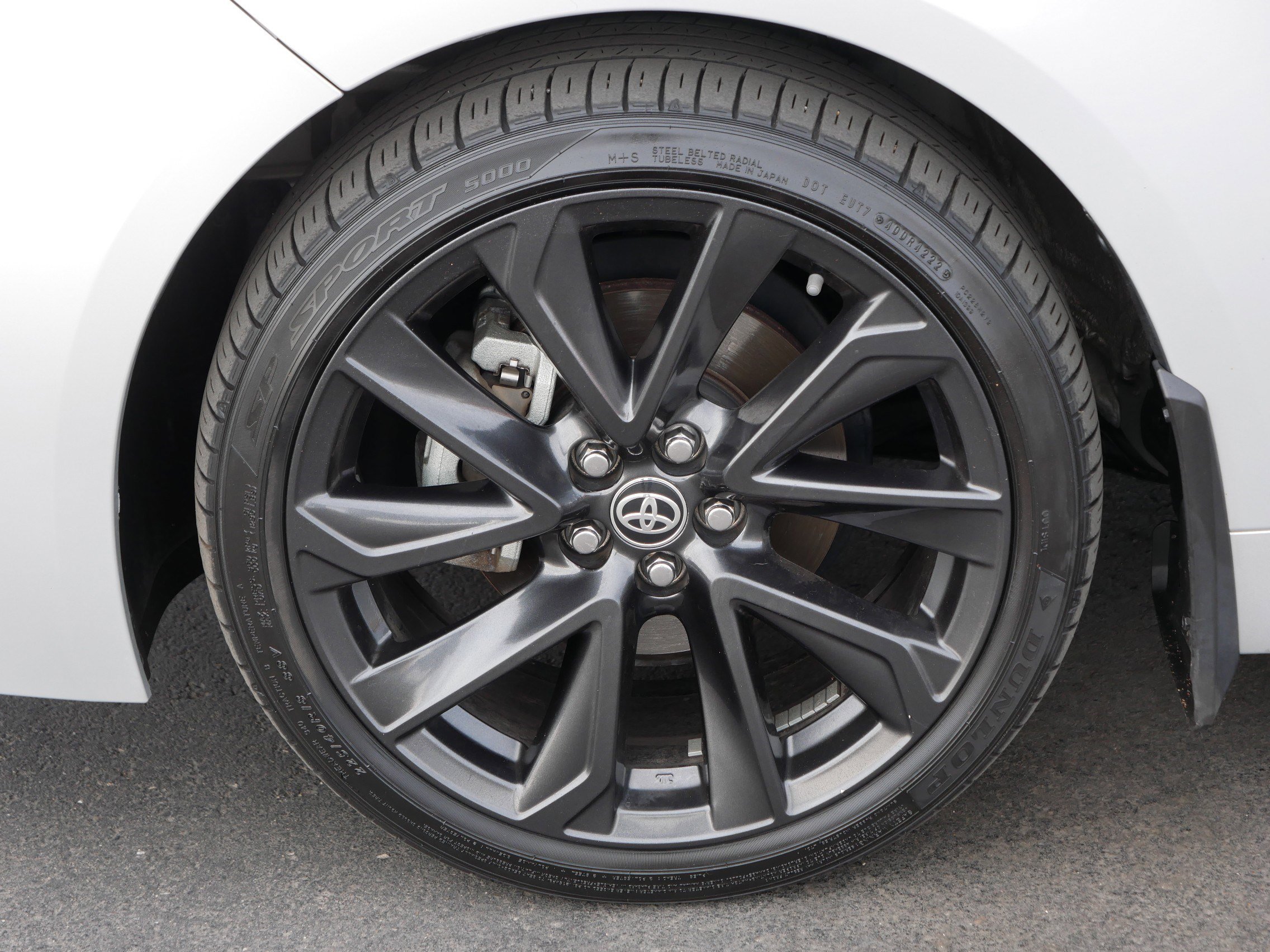 Used 2023 Toyota Corolla SE w/ SE Premium Package image 15