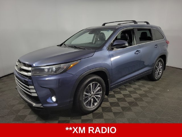 Used 2017 Toyota Highlander XLE AWD/4WD image 5