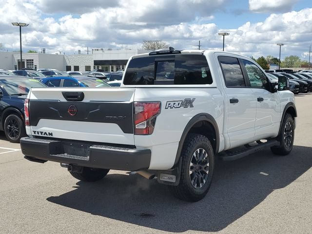 Used 2024 Nissan Titan PRO-4X w/ Pro-4x Convenience Package AWD/4WD image 3