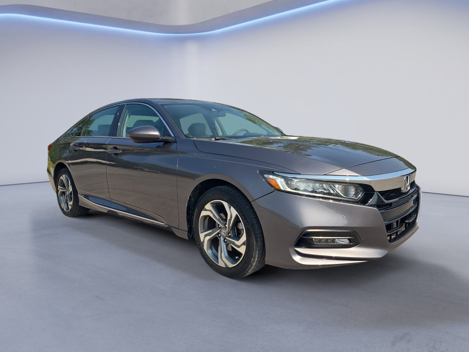 Used 2020 Honda Accord EX image 8
