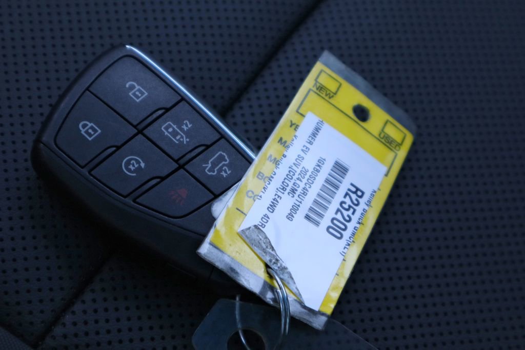 Certified 2024 GMC Hummer EV 3X w/ Omega Edition image 35