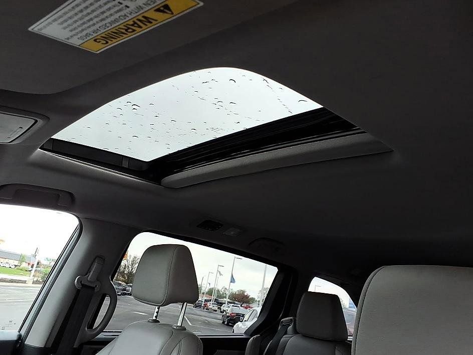 Used 2023 Honda Odyssey EX-L image 18
