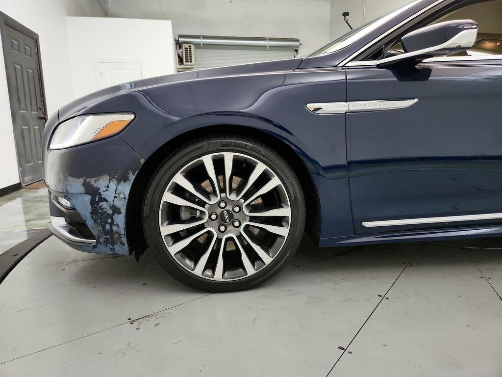Used 2018 Lincoln Continental Reserve AWD/4WD image 30