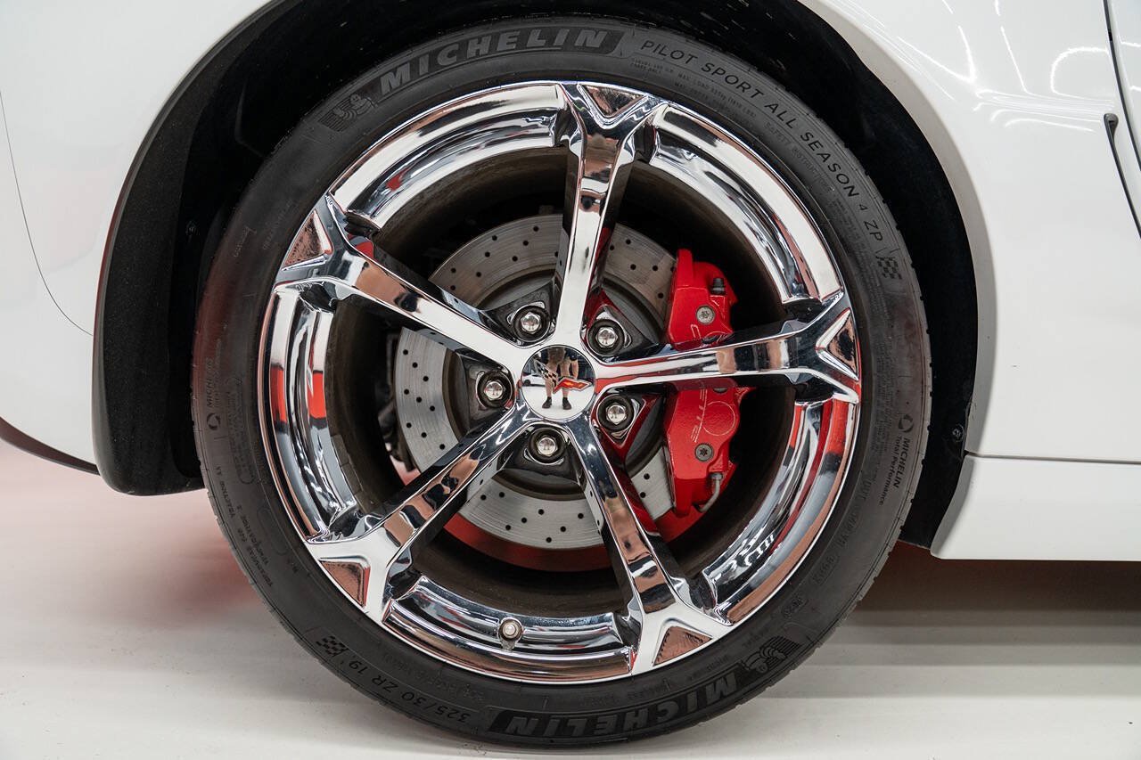 Used 2013 Chevrolet Corvette Grand Sport w/ 2LT Preferred Equipment Group RWD image 65