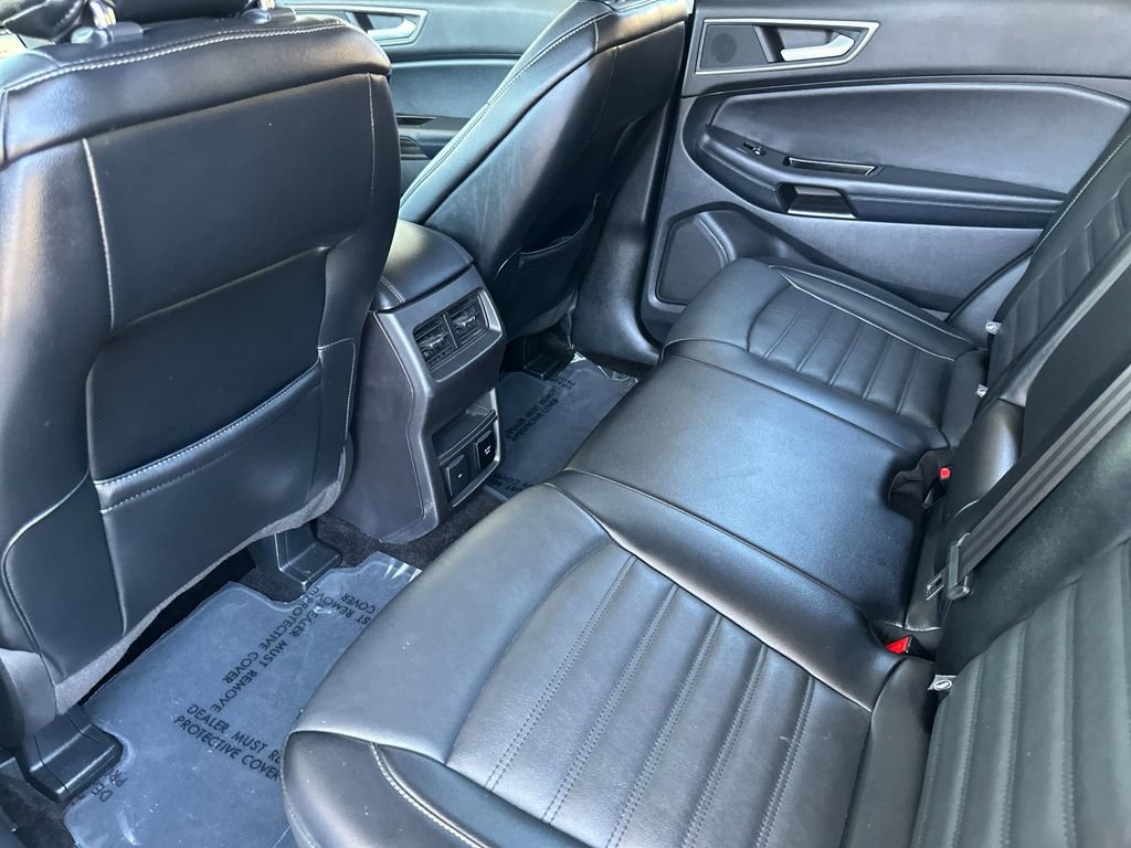 Certified 2018 Ford Edge SEL w/ Equipment Group 201A AWD/4WD image 11