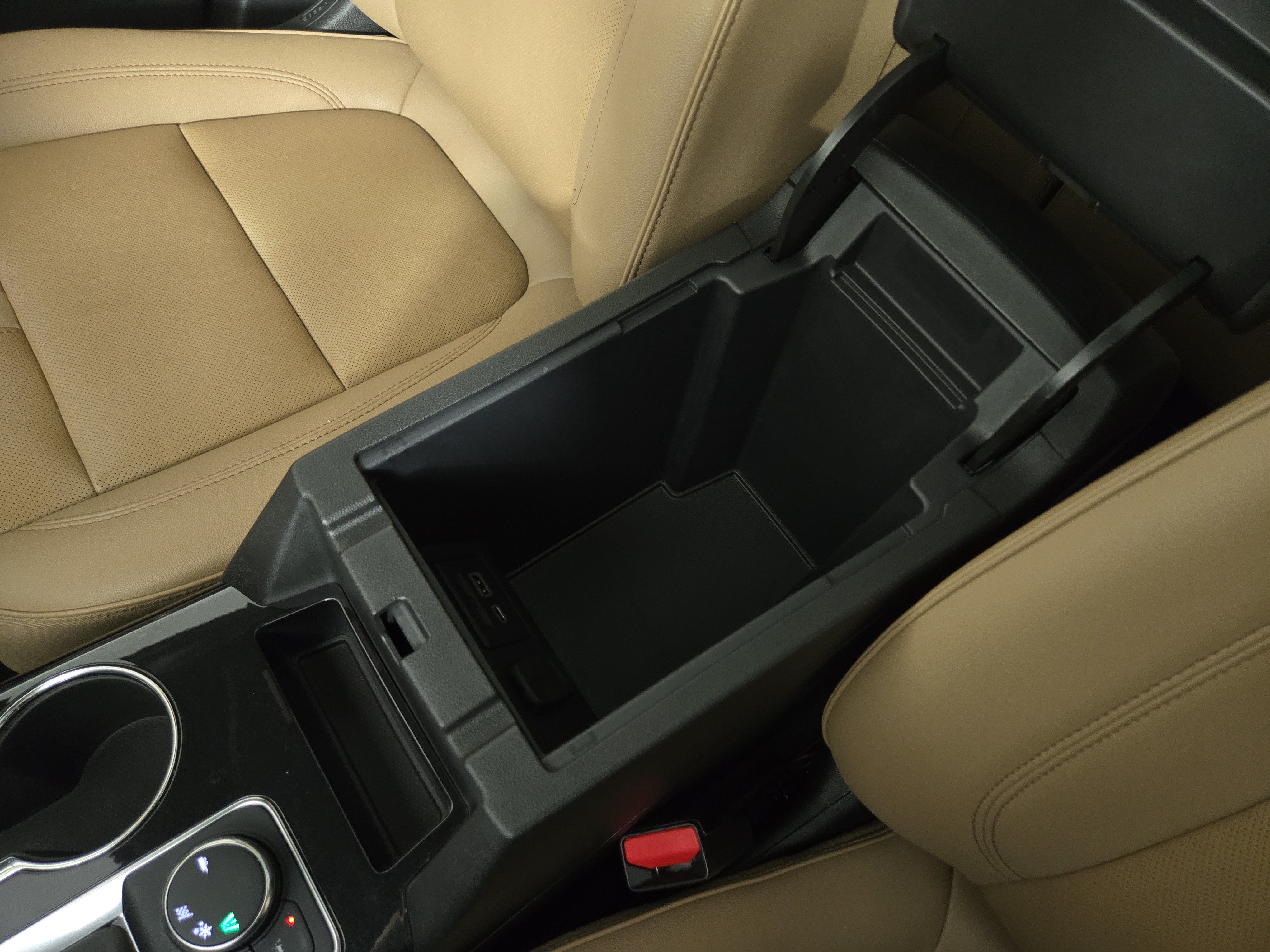Certified 2023 Chevrolet Blazer Premier w/ Driver Confidence II Package FWD image 31