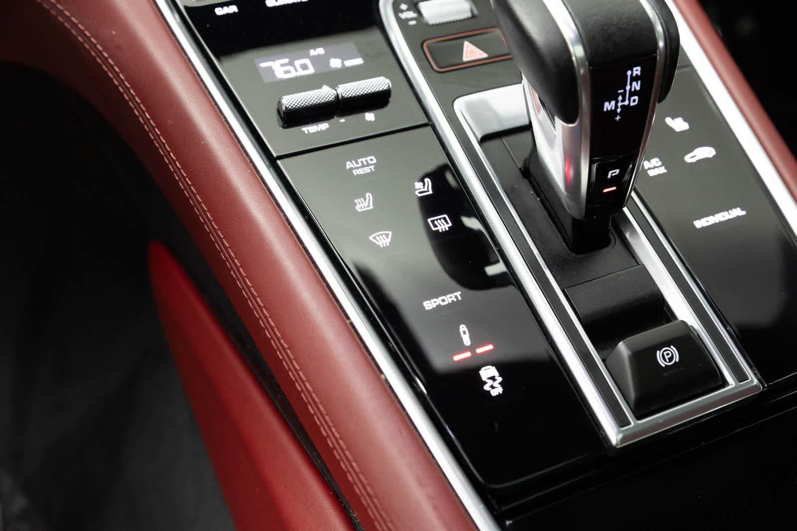 Used 2023 Porsche Panamera 4 Platinum Edition w/ Assistance Package AWD/4WD image 40