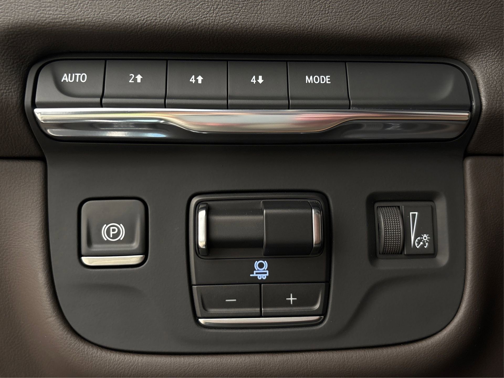 New 2025 Cadillac Escalade ESV Premium Luxury image 16