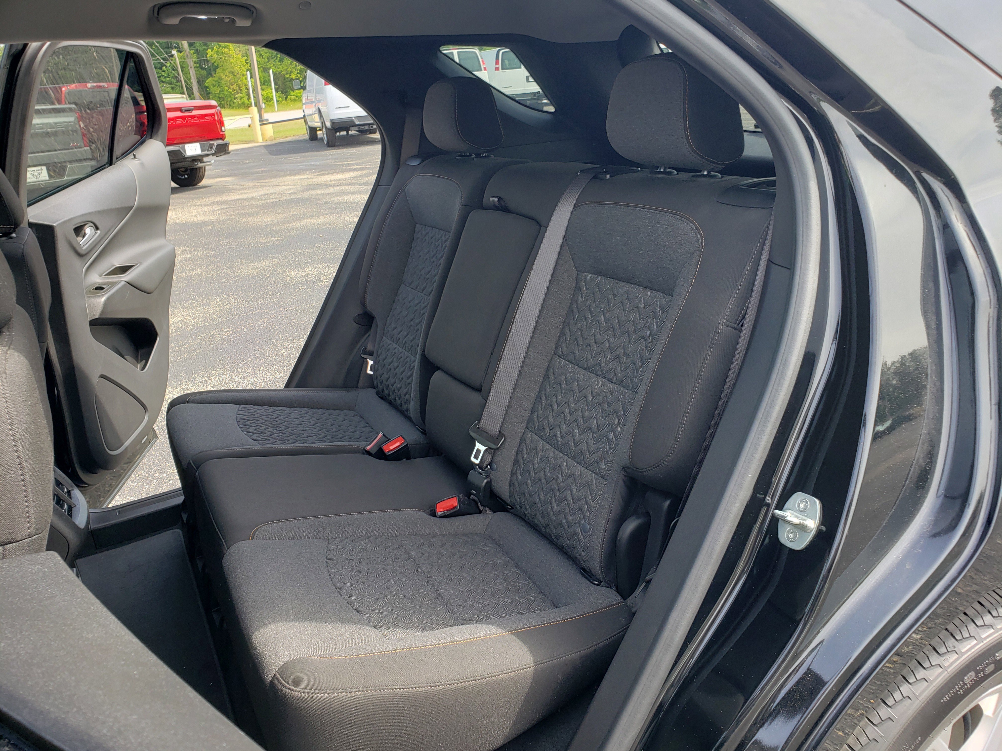 Used 2022 Chevrolet Equinox LT w/ Driver Convenience Package FWD image 32
