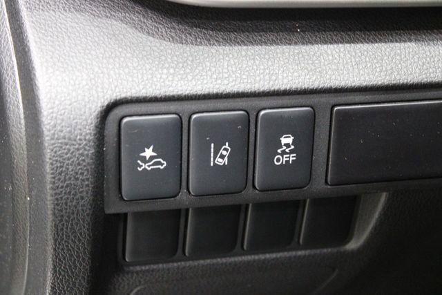 Used 2024 Mitsubishi Eclipse Cross Black Edition image 16