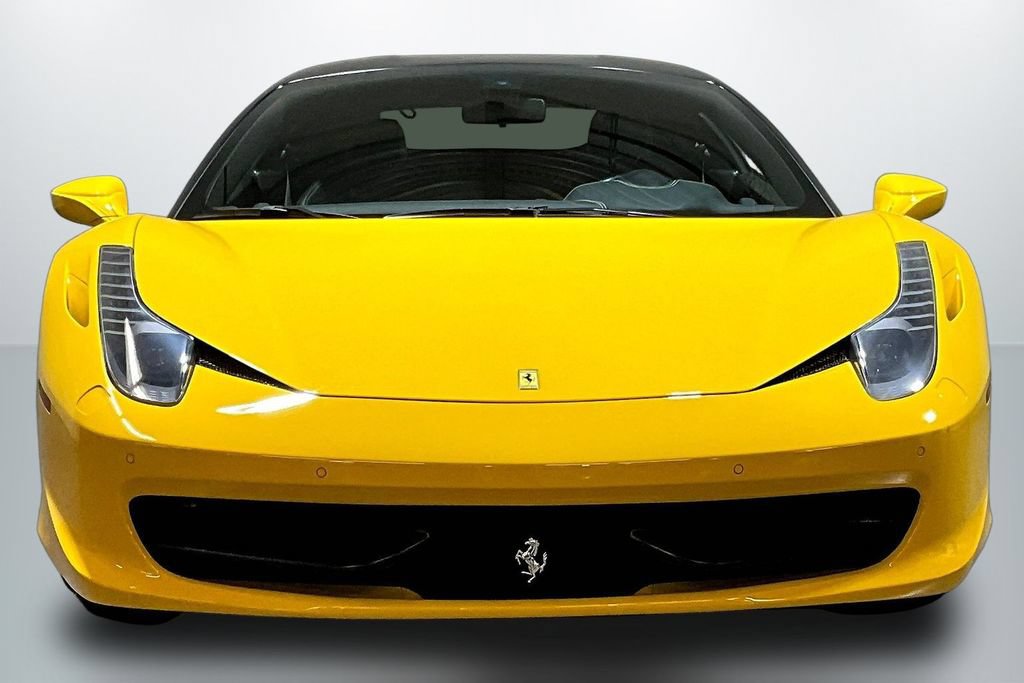 Used 2013 Ferrari 458 Italia Coupe RWD image 2