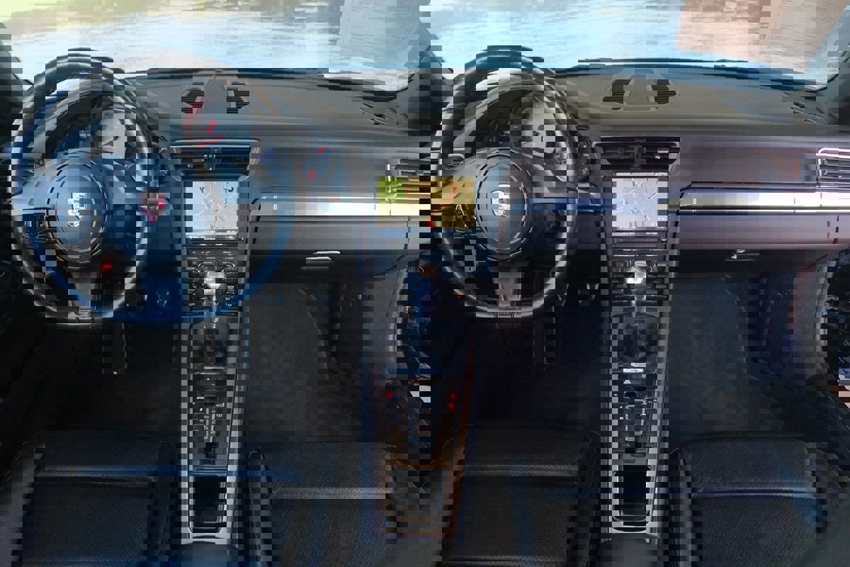 Used 2014 Porsche 911 Carrera 4S image 16