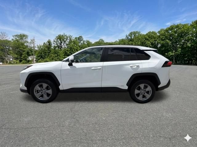 Used 2023 Toyota RAV4 XLE w/ XLE Grade Weather Package AWD/4WD image 5