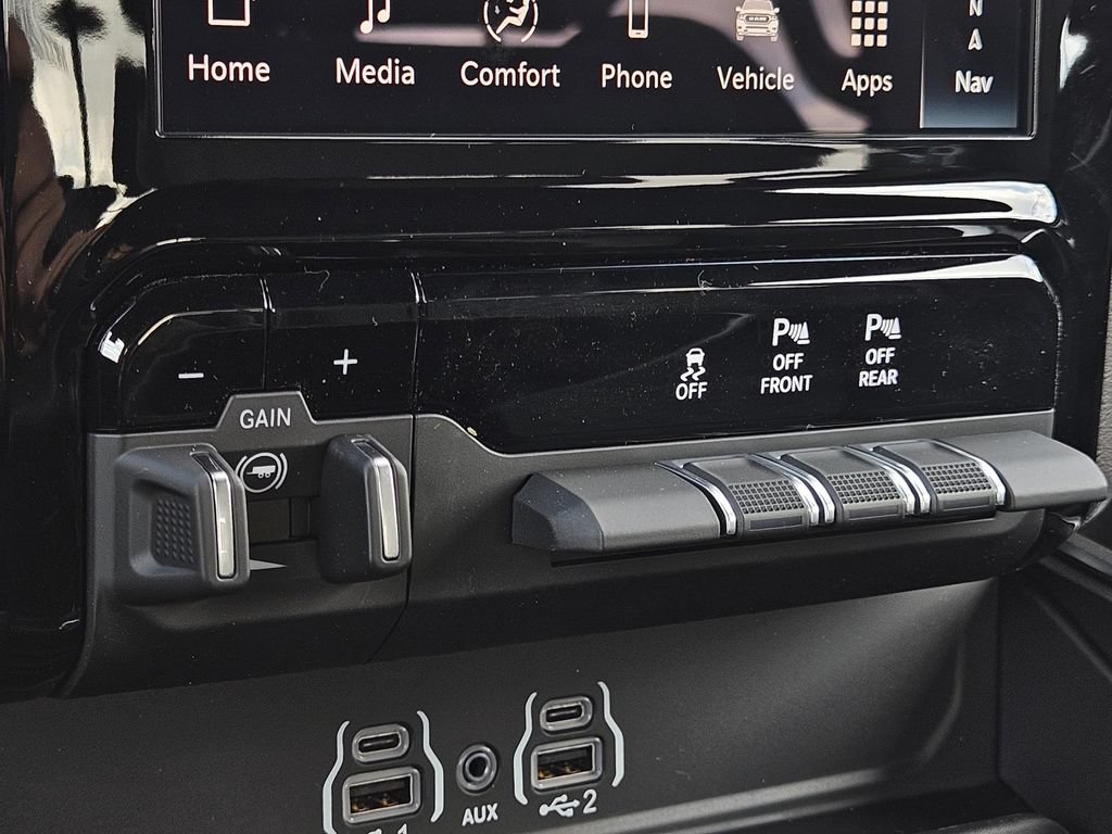 New 2026 RAM 1500 Lone Star AWD/4WD image 29