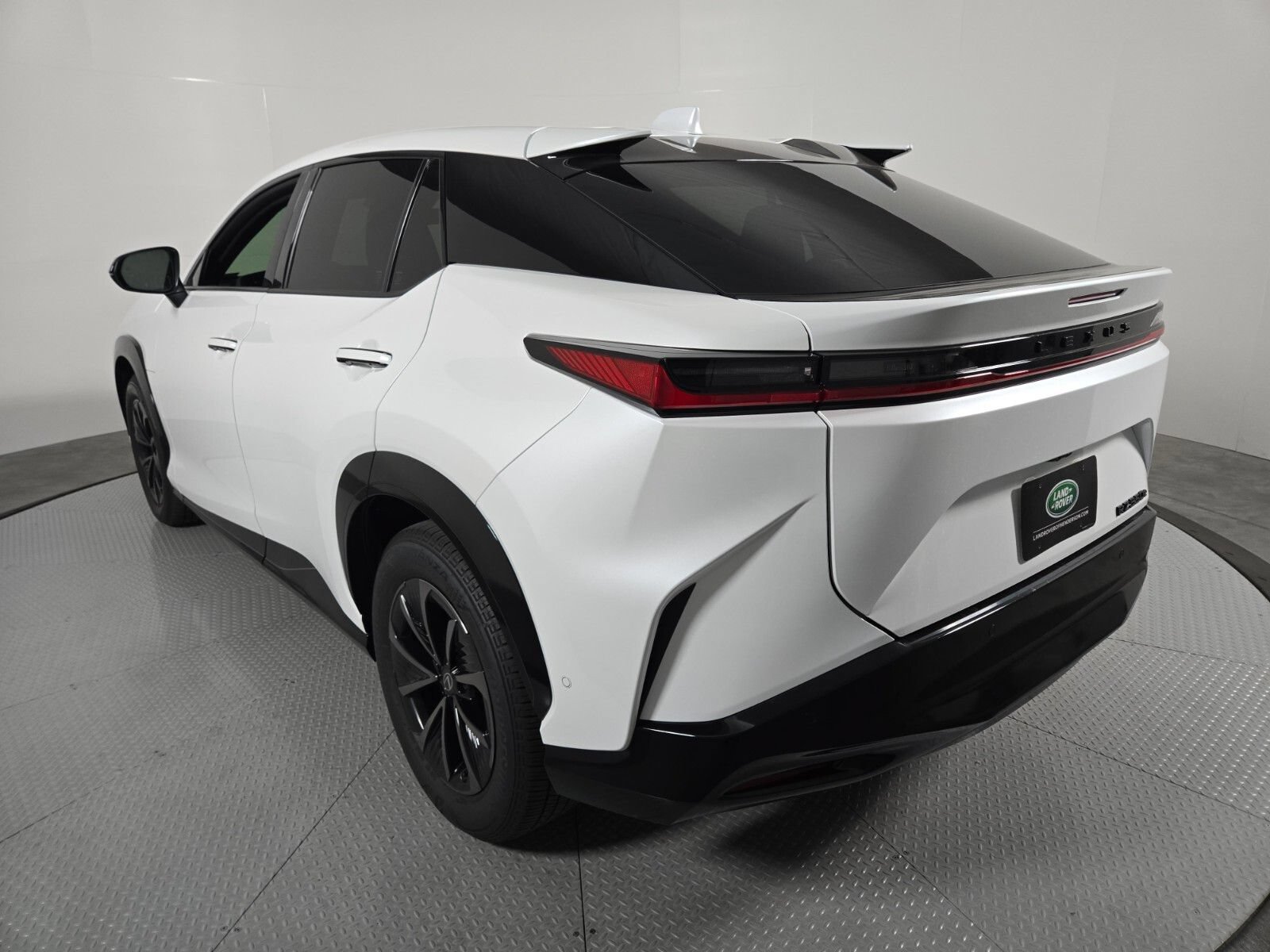 Used 2026 Lexus RZ 350e 2WD w/ Technology Package image 16