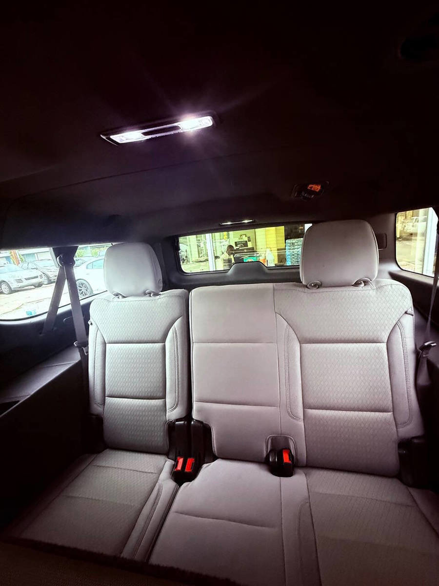 Used 2021 Chevrolet Suburban LS image 10