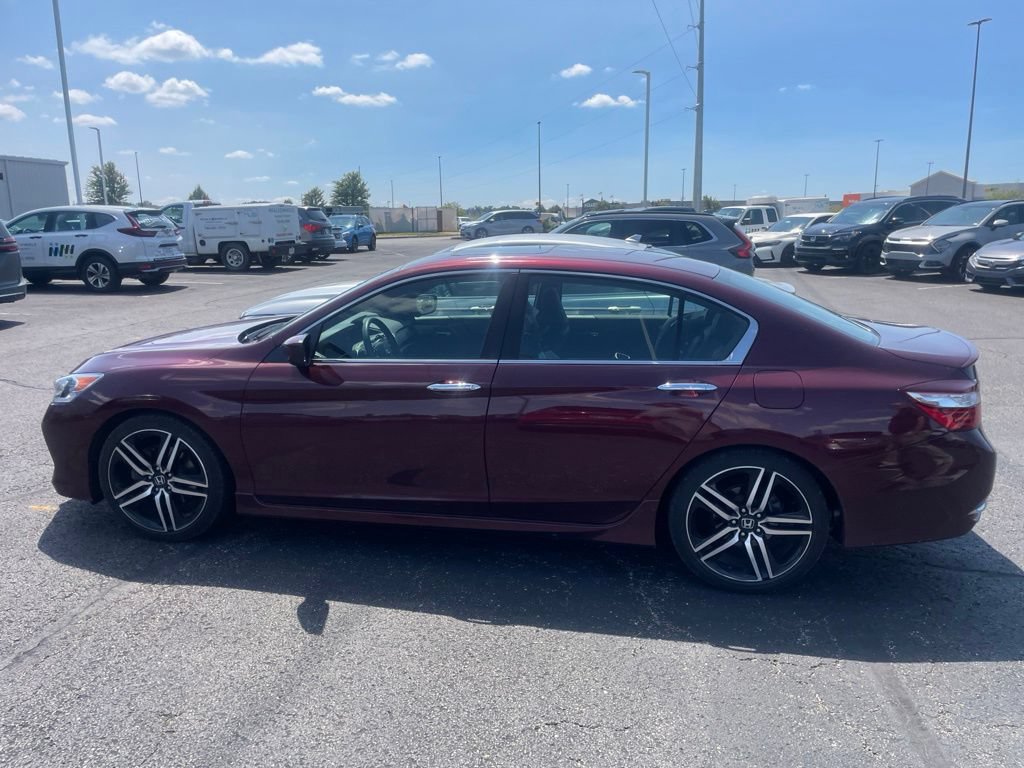 Used 2016 Honda Accord Sport image 13
