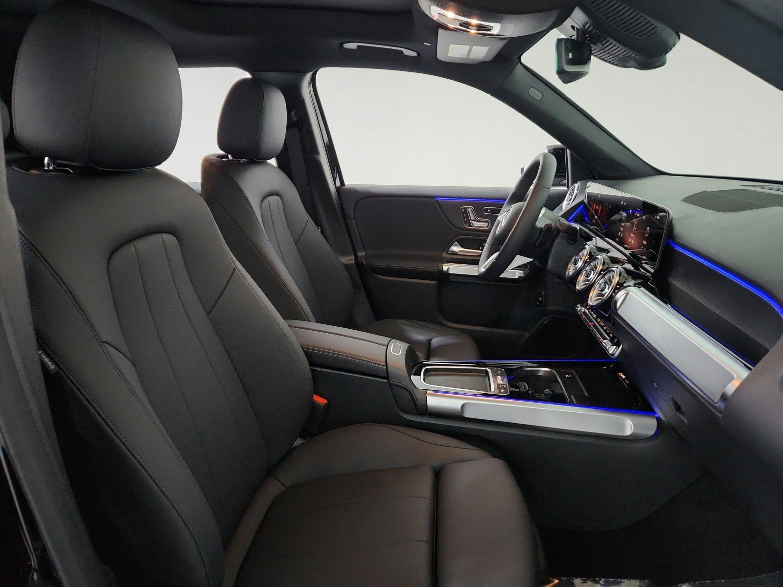 Used 2026 Mercedes-Benz GLB 250 image 20