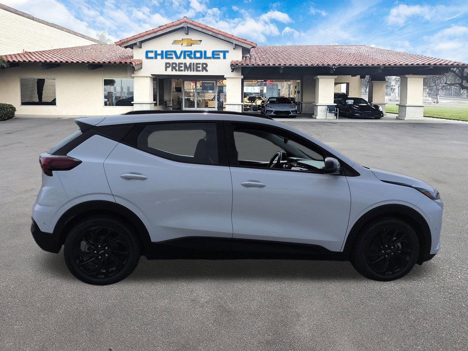 New 2027 Chevrolet Bolt RS w/ Super Cruise Package FWD image 9