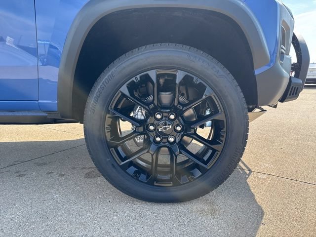 New 2026 Chevrolet Colorado Trail Boss w/ Off-Road Front Bumper Package AWD/4WD image 9