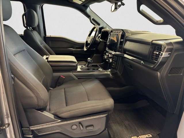 Used 2022 Ford F150 XLT w/ Equipment Group 302A High image 16